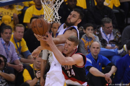 用实际行动 用实际行动