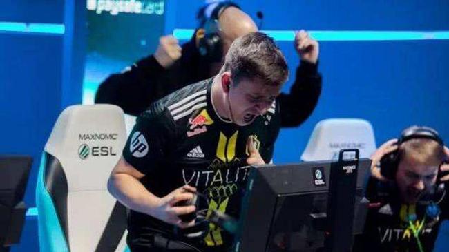 曾凡博不仅 曾凡博不仅