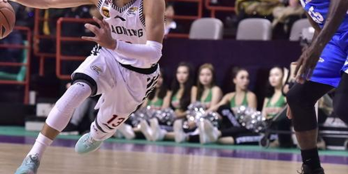 有人兜底攻 有人兜底攻